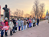 Школьники Иркутска приняли участие в акции "Рассвет Победы!"