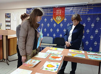 В Бодайбинском и Мамско-Чуйском районах прошел конкурс рисунков, приуроченный к акции «Молодежь Прибайкалья против пожаров»