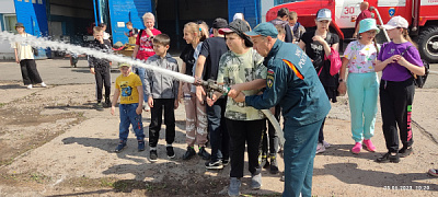 Увлекательная экскурсия в пожарную часть города Усть-Кута