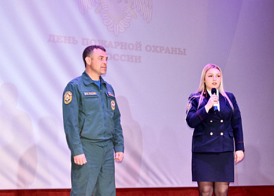 Огнеборцев Куйтунского района поздравили с профессиональным праздником