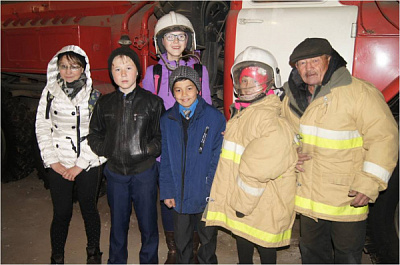 В Эхирит-Булагатском районе продолжается акция «Молодежь Прибайкалья против пожаров»