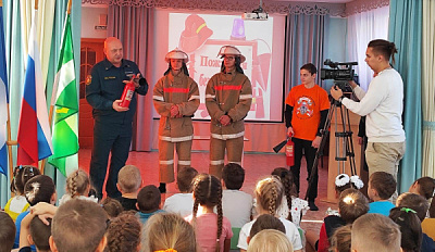 Открытый урок по пожарной безопасности для самых маленьких прошел в Усть-Куте