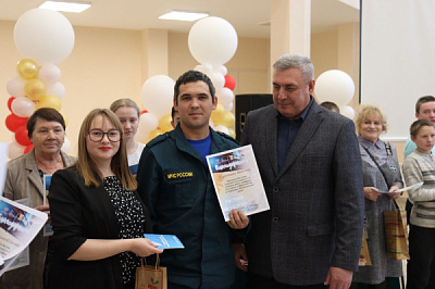 Специалиста Саянского ГО ВДПО наградили за участие во Всероссийском проекте "Рисунки на здоровье"