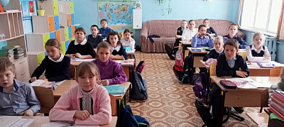 Профилактическая беседа с учениками Казачинской школы