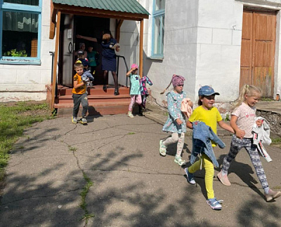 Учебная эвакуация в детском саду №4 города Бирюсинска
