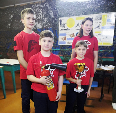 Саянское ВДПО организовало соревнования по стрельбе среди школьников