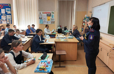 Уроки пожарной безопасности в школе №46 города Иркутска