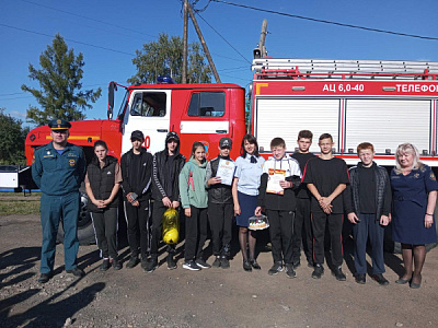 В Тулуне завершен муниципальный этап Слёта Дружин юных пожарных