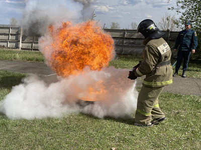 Юные пожарные города Зима приняли участие в соревнованиях по пожарно-прикладному спорту